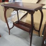 733 6613 LAMP TABLE